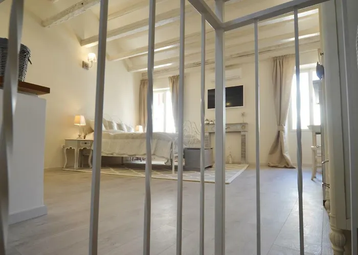 Casale *